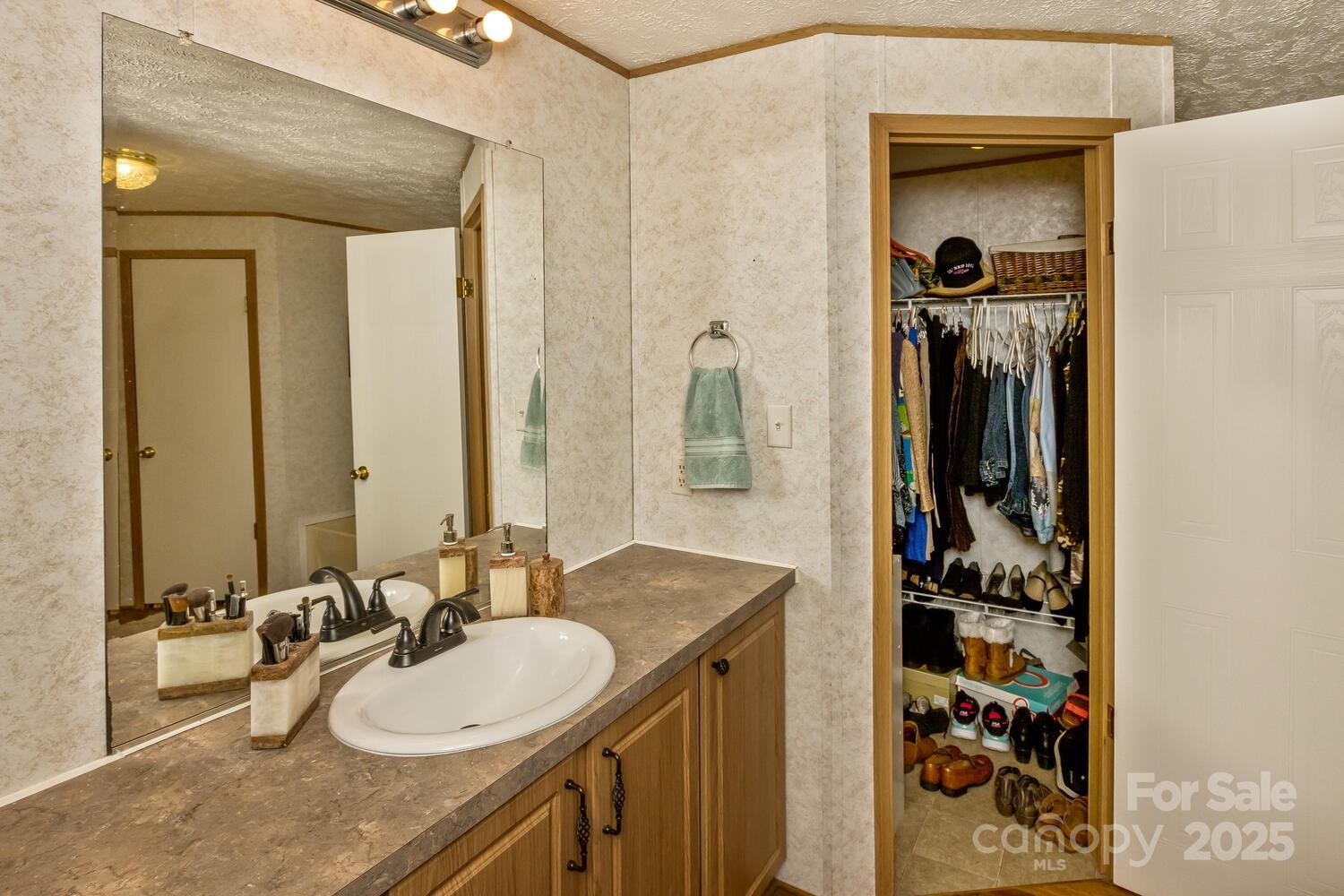 20 Howell Road Rosman, NC 28772 - Photo 23 of 47 Gallery Image 23