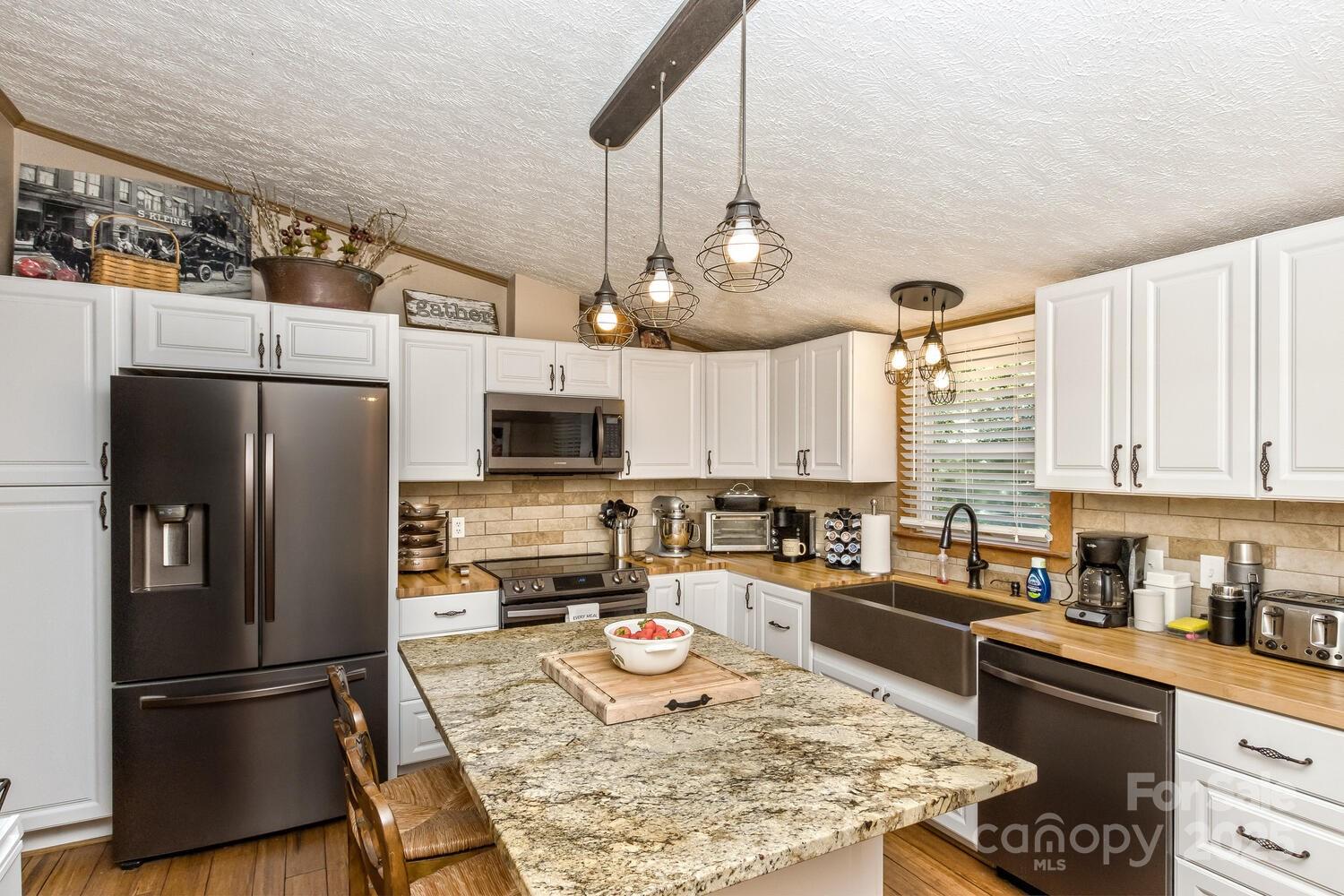 20 Howell Road Rosman, NC 28772 - Photo 10 of 47 Gallery Image 10
