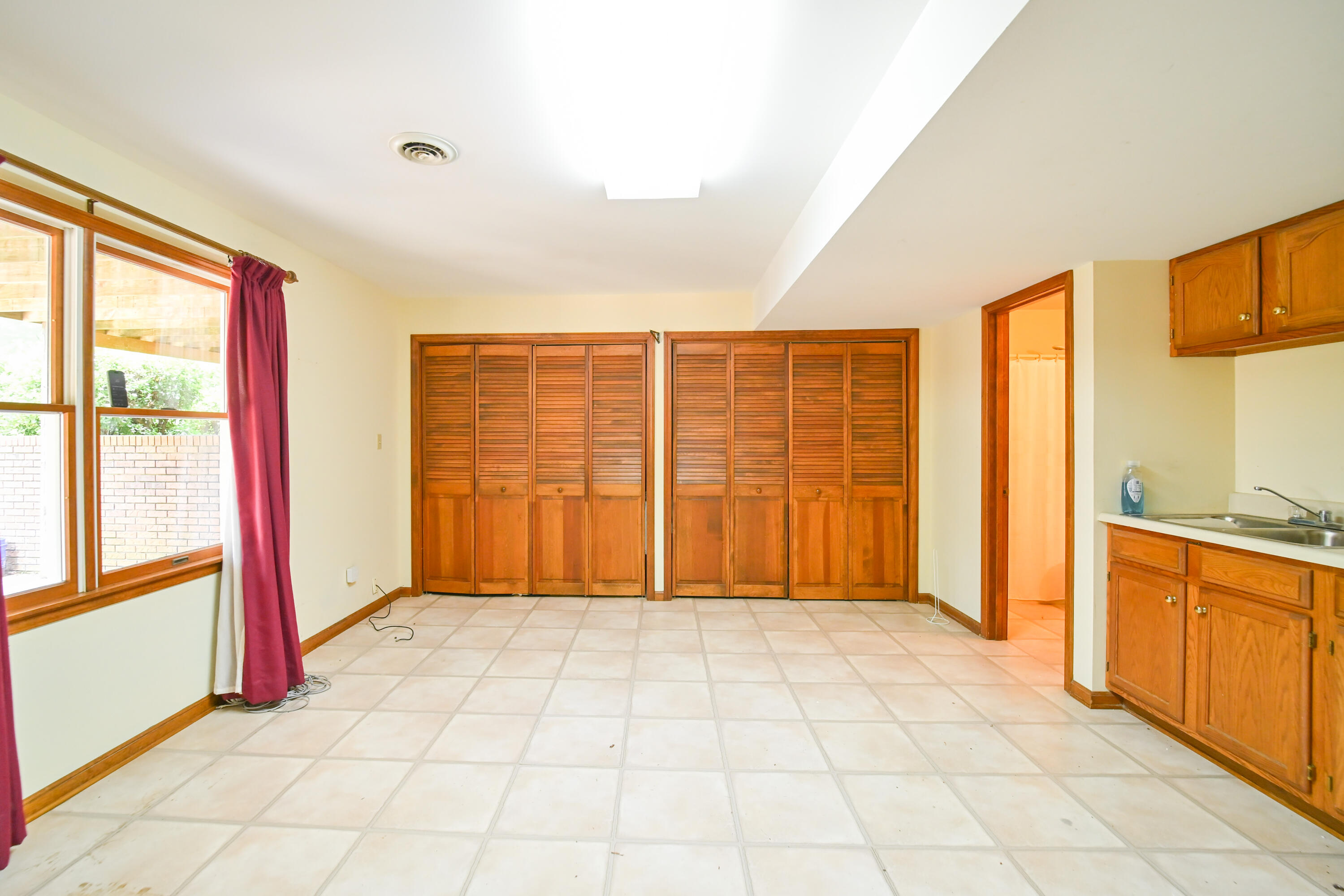 101 Willow Creek Road Paducah, KY 42003 - Photo 56 of 64 Lower Level Apartment