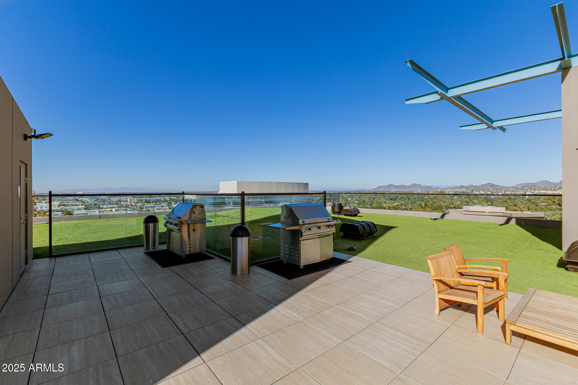 4808 North 24th Street, Unit 1125 Phoenix, AZ 85016 - Photo 50 of 67 a view of a terrace with sitting area