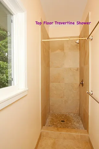 $1,999,808 | 22 Hale Lio Place, Haiku, HI 96708