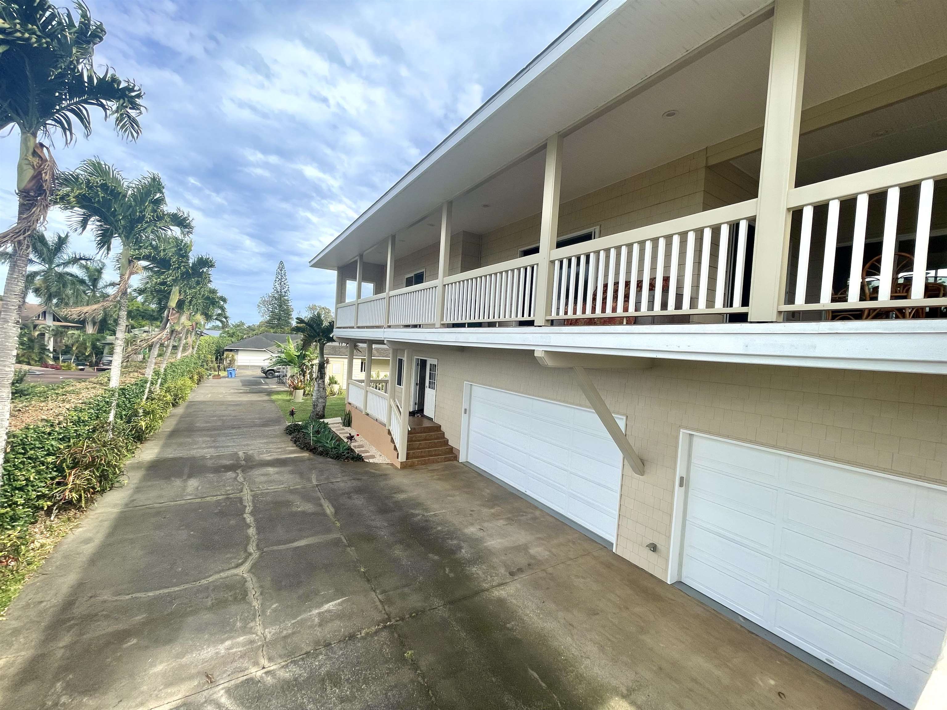 22 Hale Lio Place Haiku, HI 96708 - Photo 27 of 50 a view of a back yard of the house