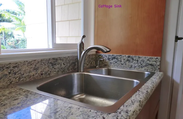 $1,999,808 | 22 Hale Lio Place, Haiku, HI 96708