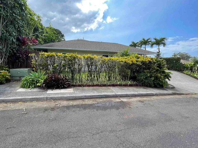 $1,999,808 | 22 Hale Lio Place, Haiku, HI 96708