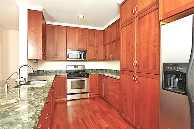 $1,999,808 | 22 Hale Lio Place, Haiku, HI 96708