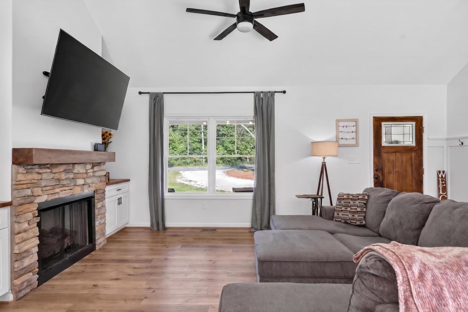 2146 Stonewall Road Concord, VA 24538 - Photo 3 of 42