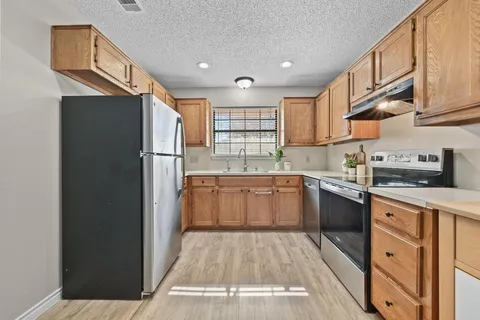 $275,000 | 408 Village Lane, Buda, TX 78610