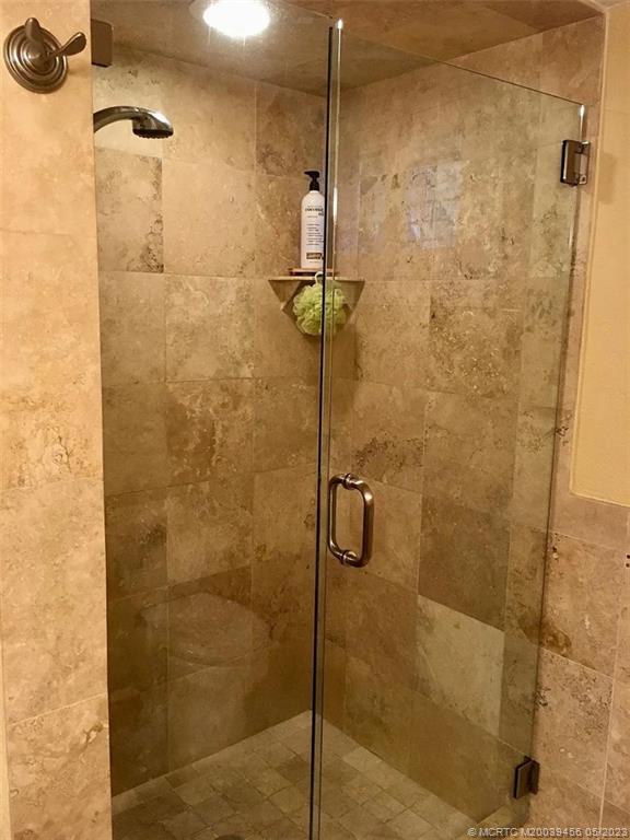 15 Miramar Road Stuart, FL 34996 - Photo 21 of 41 a bathroom with a shower