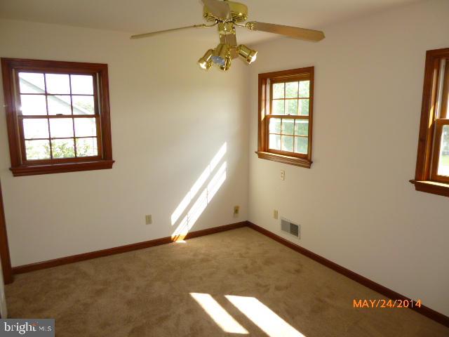 1450 Shumaker Road Manheim, PA 17545 - Photo 18 of 25