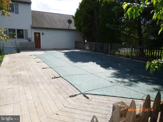 1450 Shumaker Road Manheim, PA 17545 - Photo 5 of 25