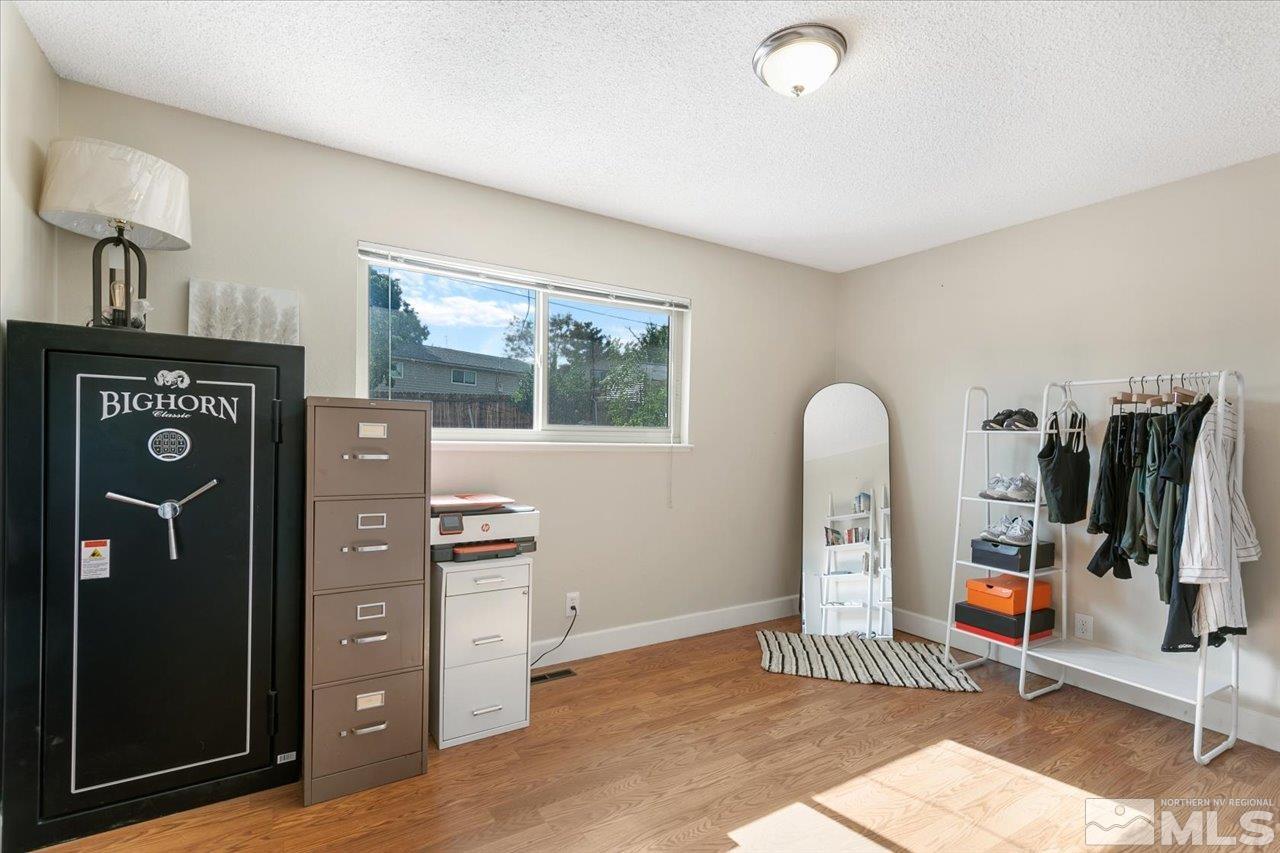 1375 Rayburn Drive Reno, NV 89503 - Photo 25 of 33 Photo 25