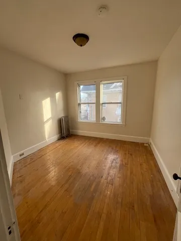 $2,600 | 82 Salem Street, Unit 2, Lawrence, MA 01843