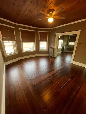 $2,600 | 82 Salem Street, Unit 2, Lawrence, MA 01843