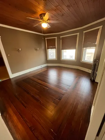 $2,600 | 82 Salem Street, Unit 2, Lawrence, MA 01843