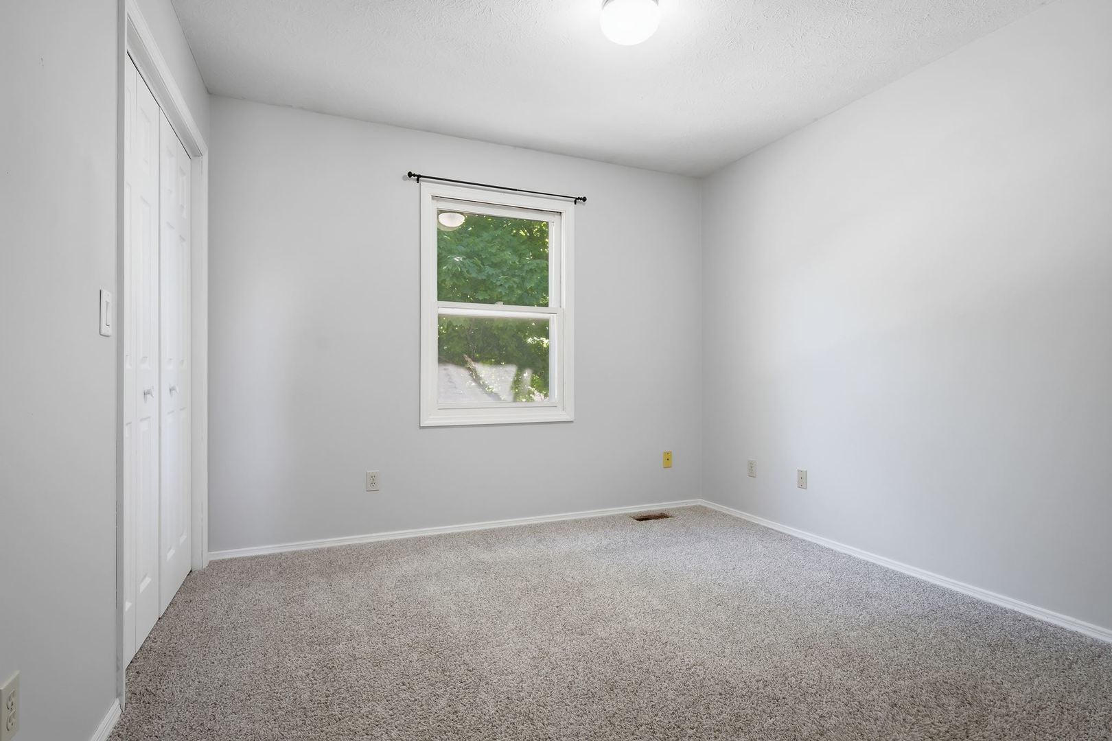 109 Highpoint Road Normal, IL 61761 - Photo 22 of 31