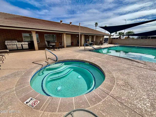 $37,900 | 980 East Broadway Avenue, Unit 16, Apache Junction, AZ 85119