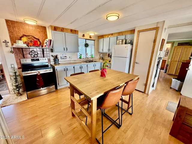 $37,900 | 980 East Broadway Avenue, Unit 16, Apache Junction, AZ 85119