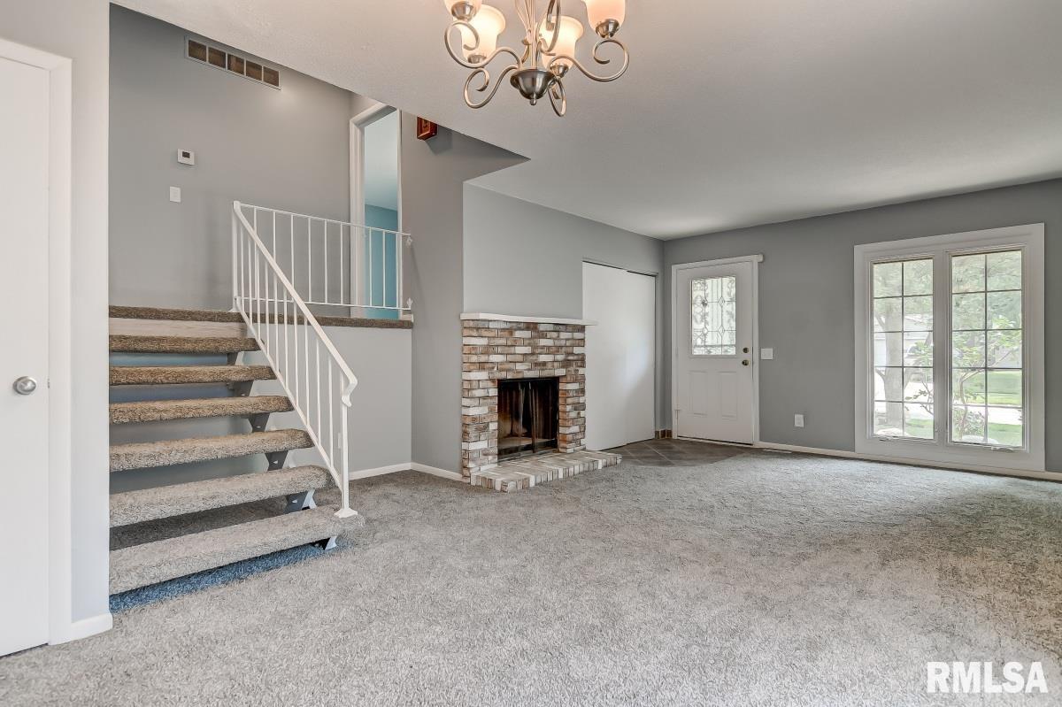 2505 Somerton Road Springfield, IL 62702 - Photo 8 of 28