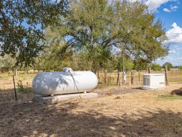 $2,350,000 | 1801 County Road 470, Coupland, TX 78615