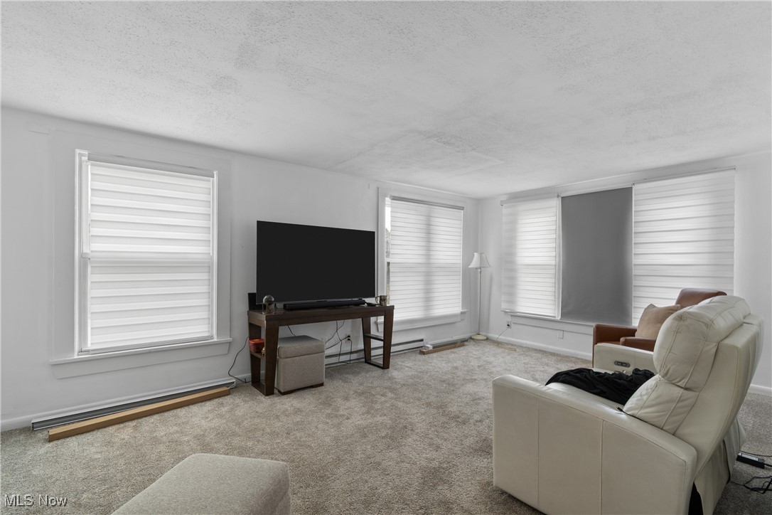 2823 Columbus Road Northeast Canton, OH 44705 - Photo 5 of 24