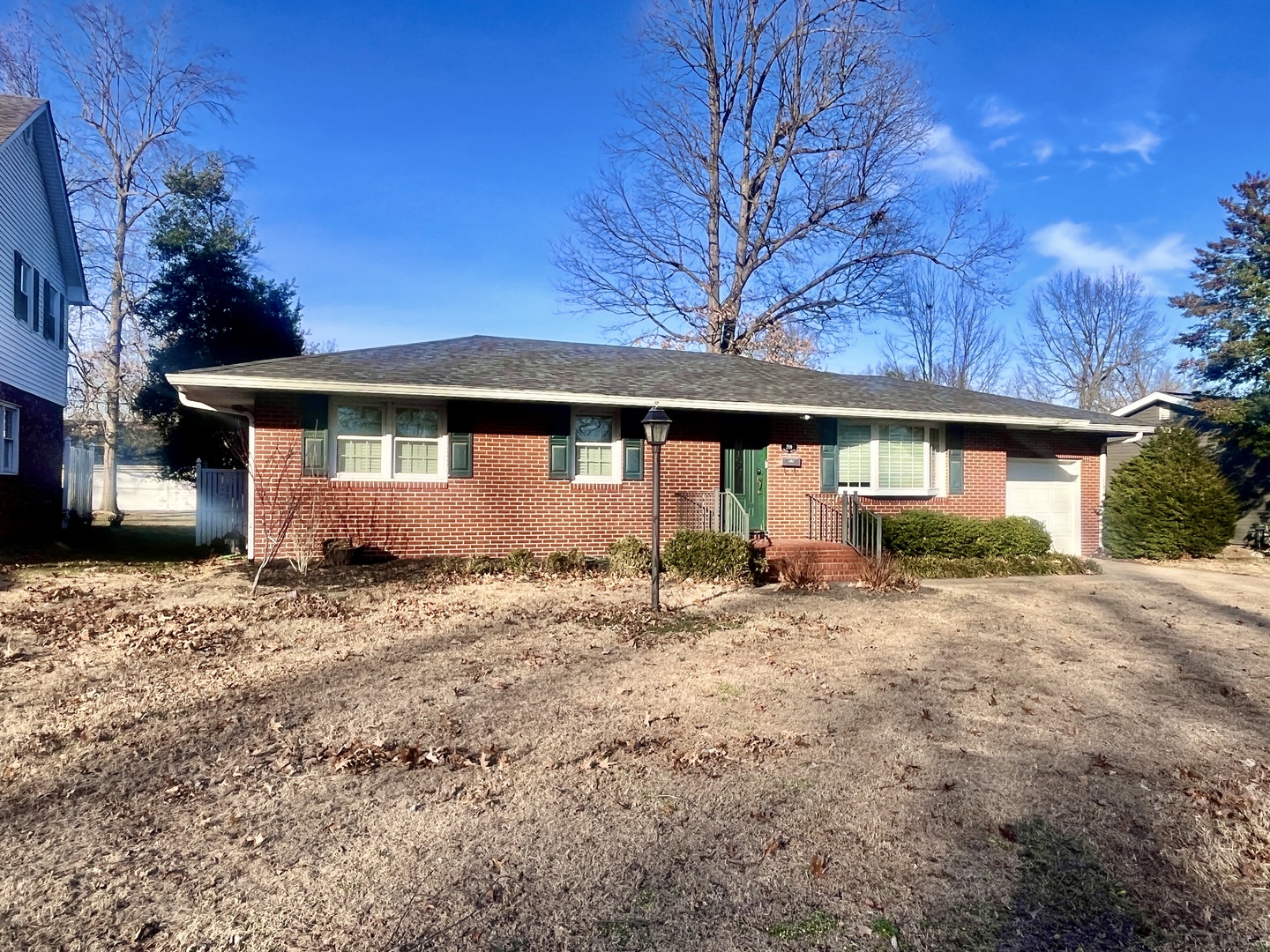 209 Baker Street Metropolis, IL 62960 - Photo 2 of 42