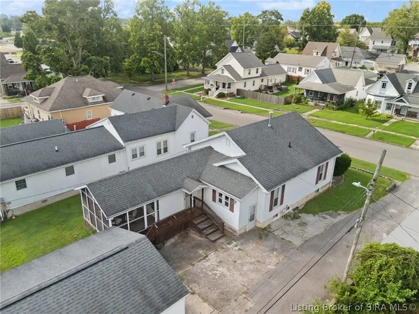 $215,000 | 1516 17th Street, Bedford, IN 47421