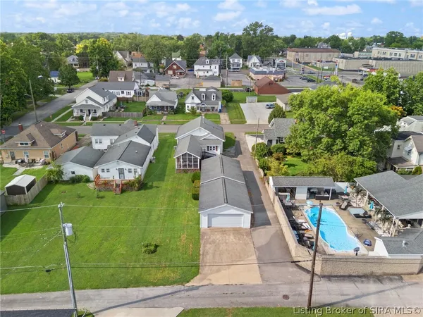 $215,000 | 1516 17th Street, Bedford, IN 47421