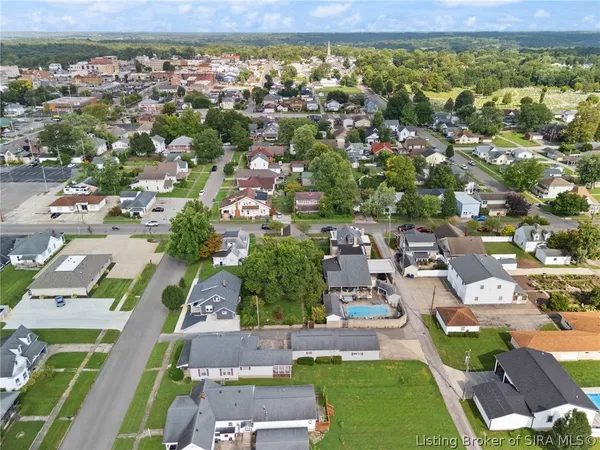 $215,000 | 1516 17th Street, Bedford, IN 47421