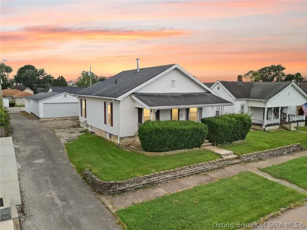 $215,000 | 1516 17th Street, Bedford, IN 47421