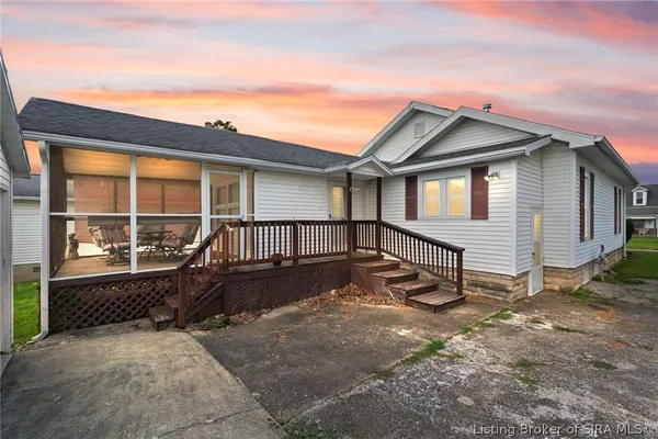 $215,000 | 1516 17th Street, Bedford, IN 47421