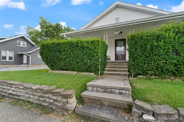 $215,000 | 1516 17th Street, Bedford, IN 47421