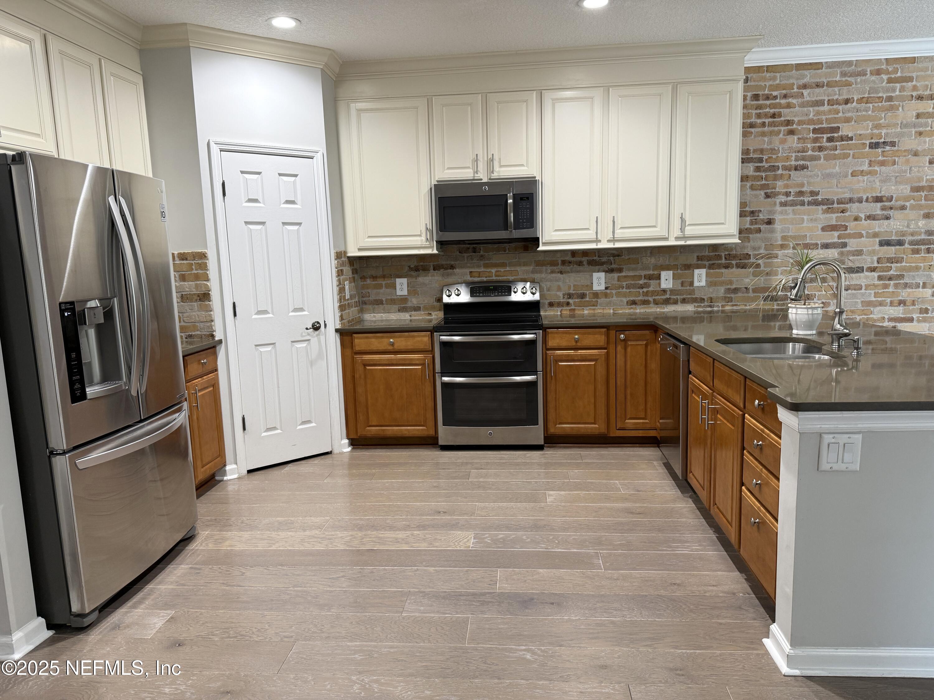 1010 Garrison Drive St. Augustine, FL 32092 - Photo 6 of 40 Kitchen