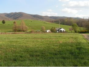122 Darrell Bowers Road Elizabethton, TN 37643 - Photo 12 of 17 Photo 12
