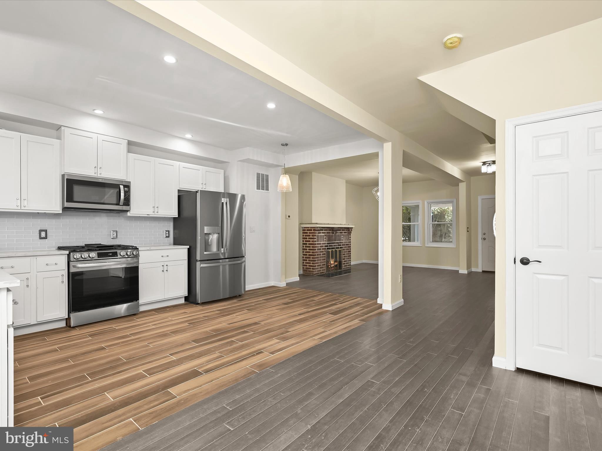 703 North Woodington Road Baltimore, MD 21229 - Photo 5 of 29 woodington015