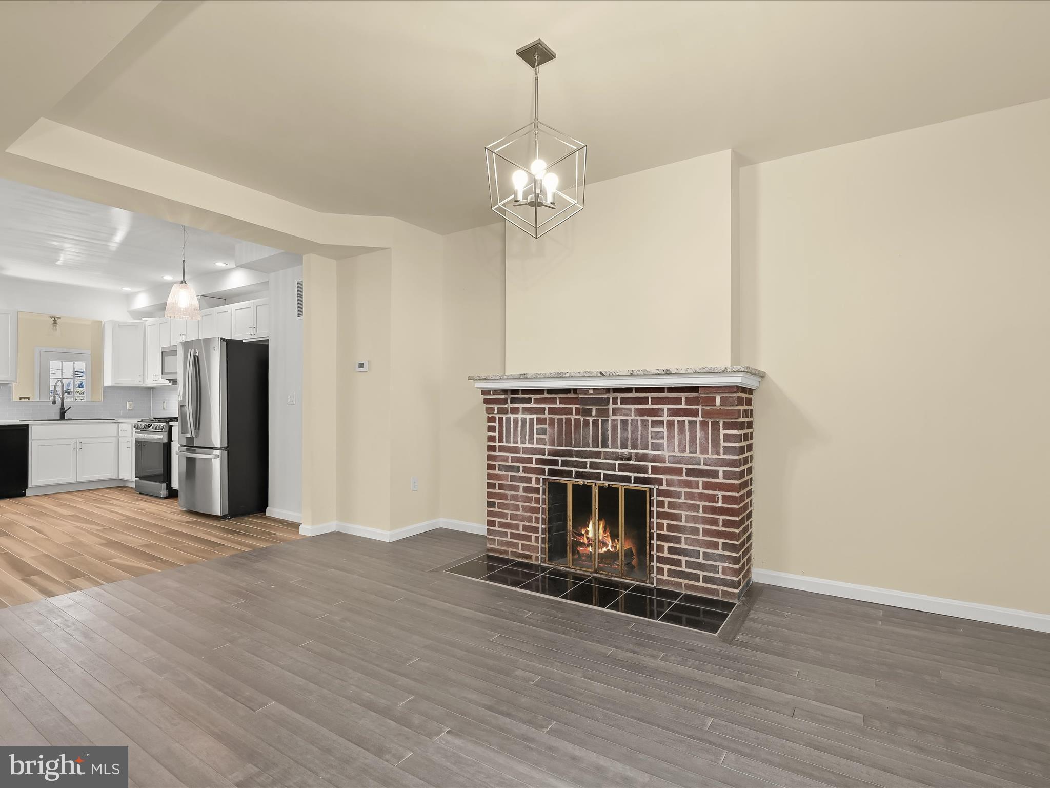 703 North Woodington Road Baltimore, MD 21229 - Photo 6 of 29 woodington009