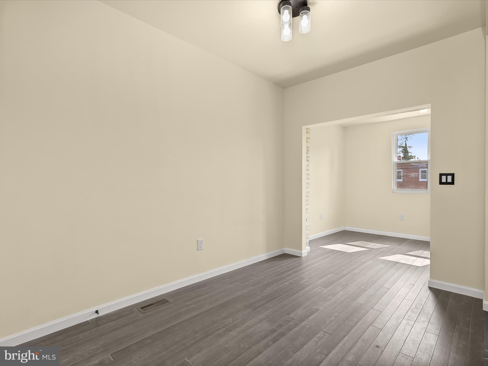 703 North Woodington Road Baltimore, MD 21229 - Photo 10 of 29 woodington013