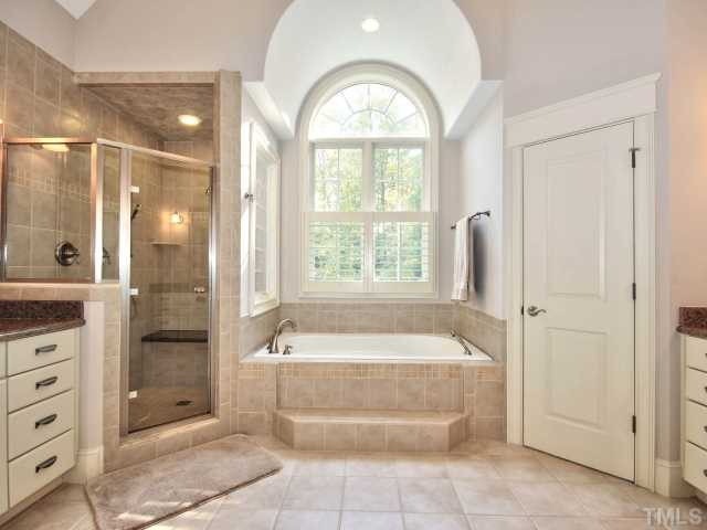 7236 Sparhawk Road Wake Forest, NC 27587 - Photo 14 of 25 Master Bath/Spa