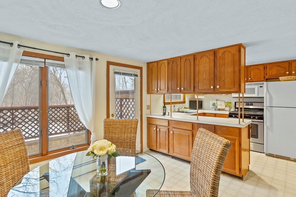 1198 Hill Road Boxborough, MA 01719 - Photo 11 of 40