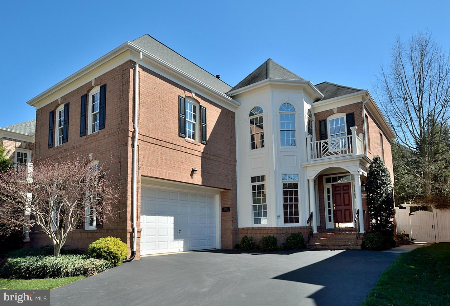 10087 Daniels Run Way Fairfax, VA 22030 - Photo 1 of 30 Exterior (Front)