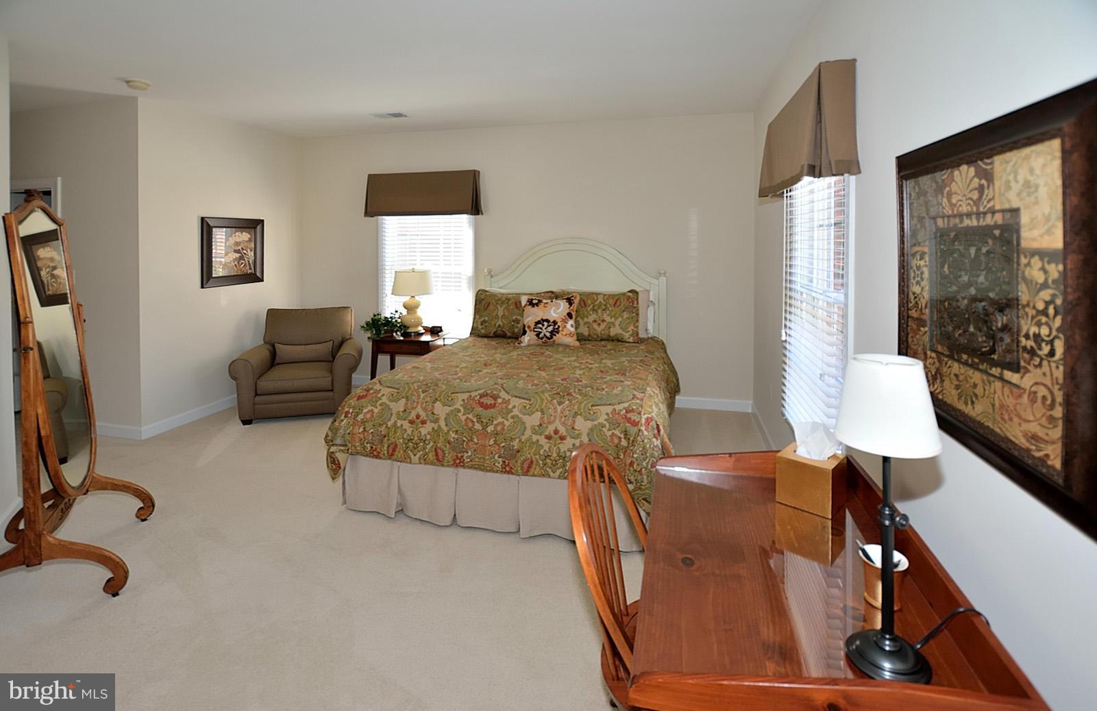 10087 Daniels Run Way Fairfax, VA 22030 - Photo 20 of 30 Bedroom