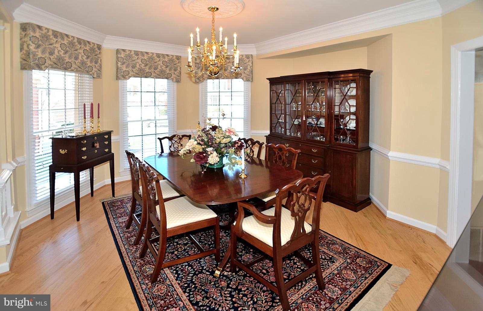 10087 Daniels Run Way Fairfax, VA 22030 - Photo 7 of 30 Dining Room