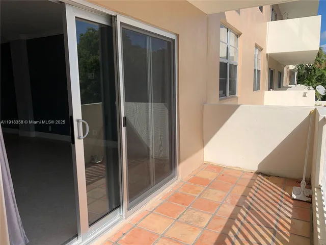 a view of livingroom with hallway