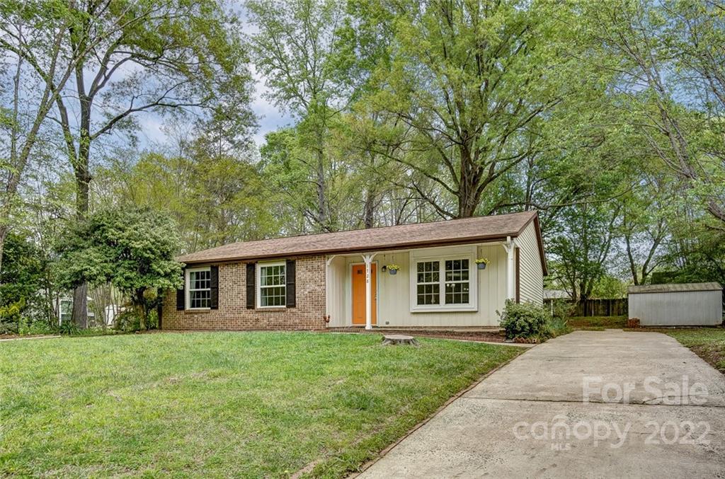 1728 Rice Planters Road Charlotte, NC 28273 - Photo 3 of 40 Gallery Image 3