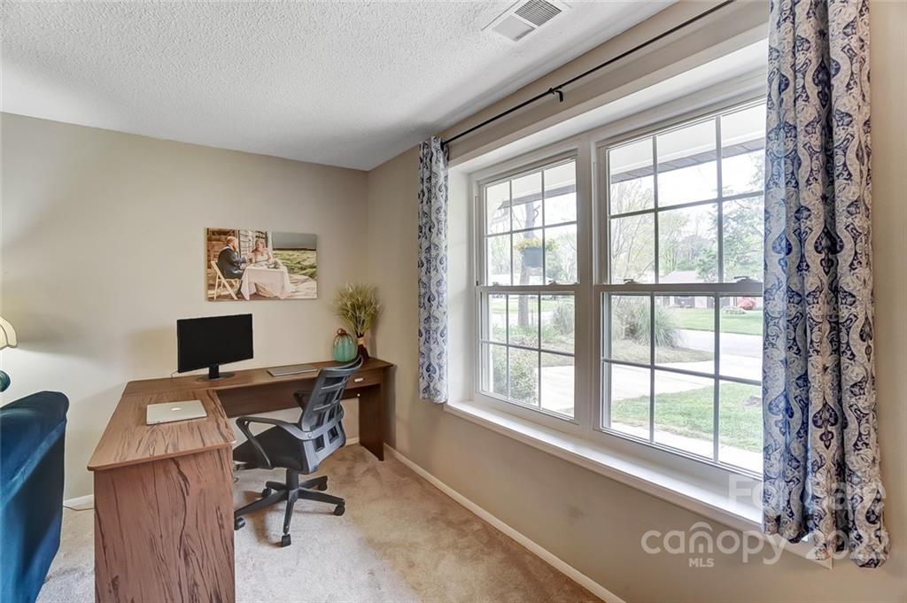 1728 Rice Planters Road Charlotte, NC 28273 - Photo 10 of 40 Gallery Image 10