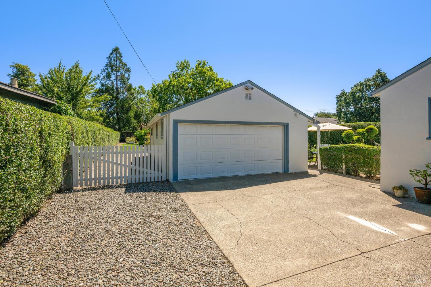 1200 Dutton Avenue Santa Rosa, CA 95407 - Photo 3 of 25
