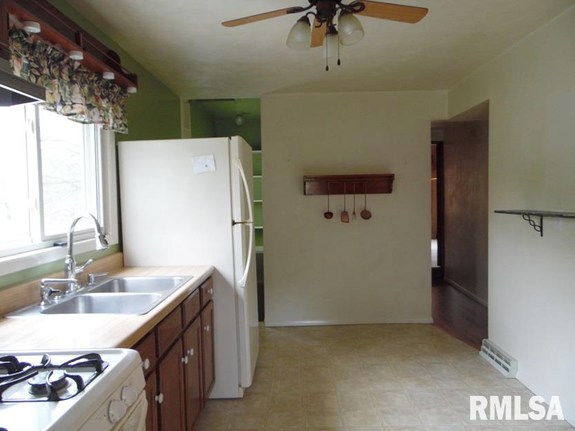 907 McMullen Road Bartonville, IL 61607 - Photo 6 of 21 Gallery Image 6