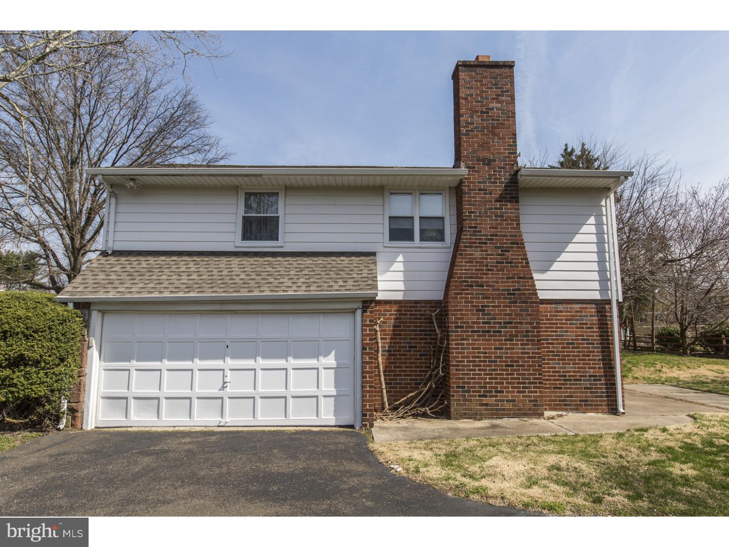 1839 Bertram Road Huntingdon Valley, PA 19006 - Photo 8 of 22