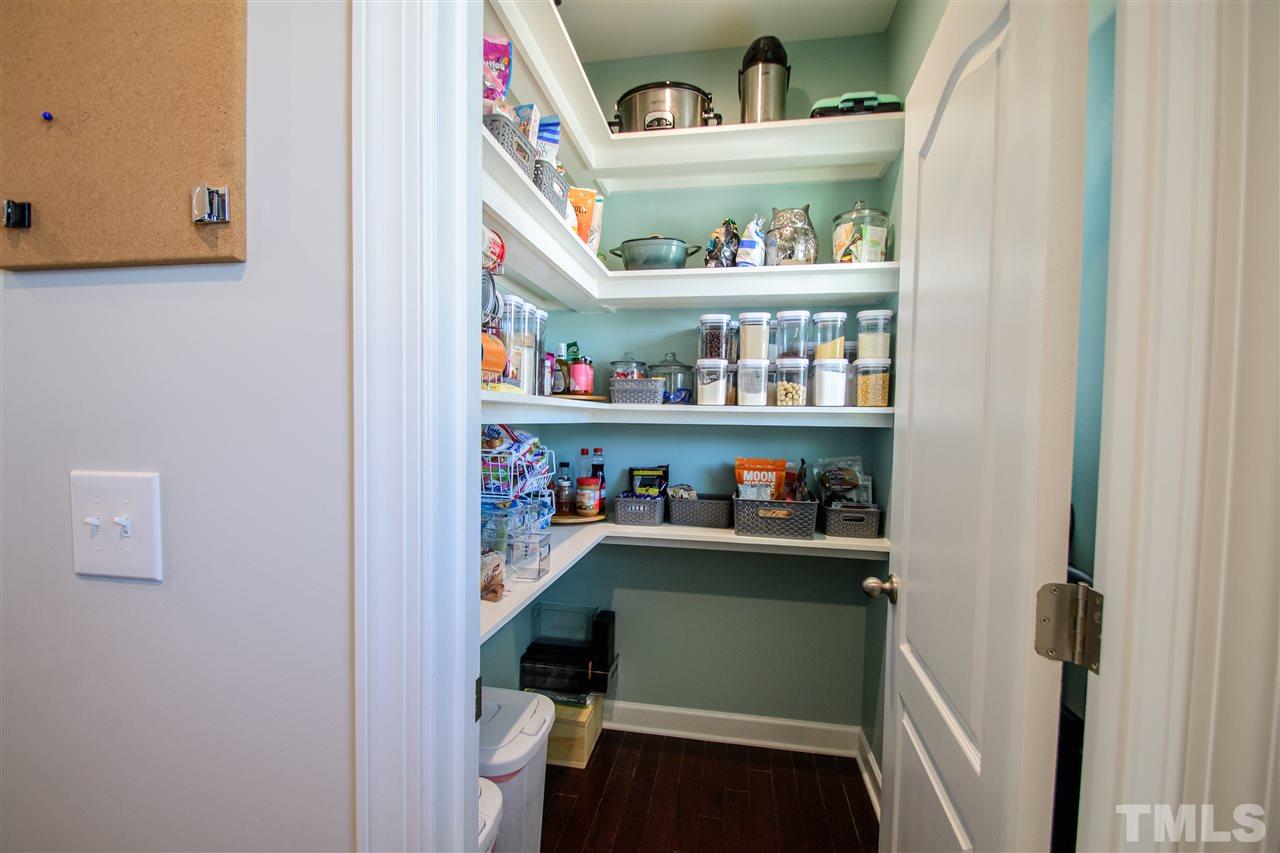 3401 Barn Road Apex, NC 27502 - Photo 7 of 30 Gallery Image 7