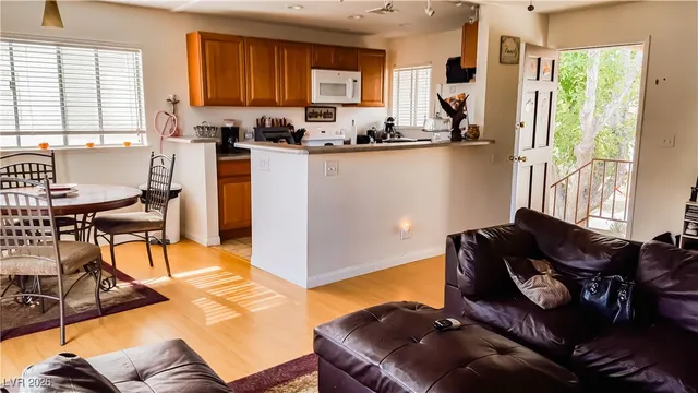 $1,200 | 2365 Canfield Drive, Unit D, Las Vegas, NV 89108