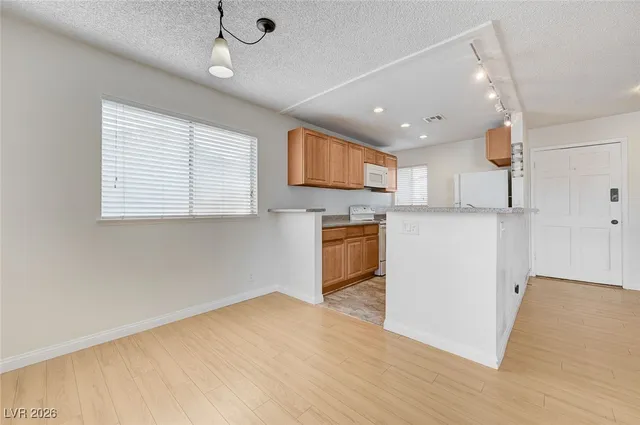 $1,200 | 2365 Canfield Drive, Unit D, Las Vegas, NV 89108